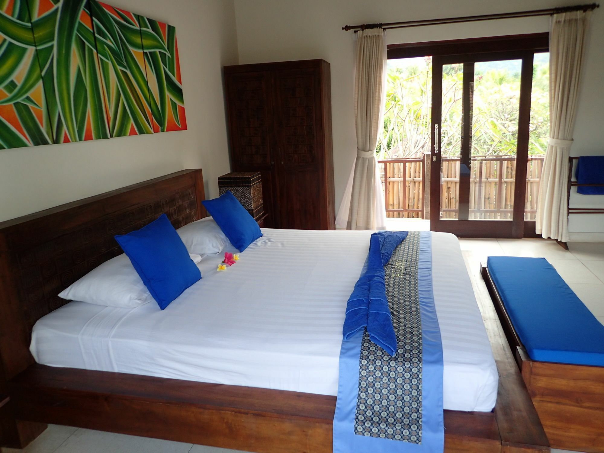 อลามี รีสอร์ต แอนด์ เรสเทอรองต์ Hotel อาเม็ด ภายนอก รูปภาพ