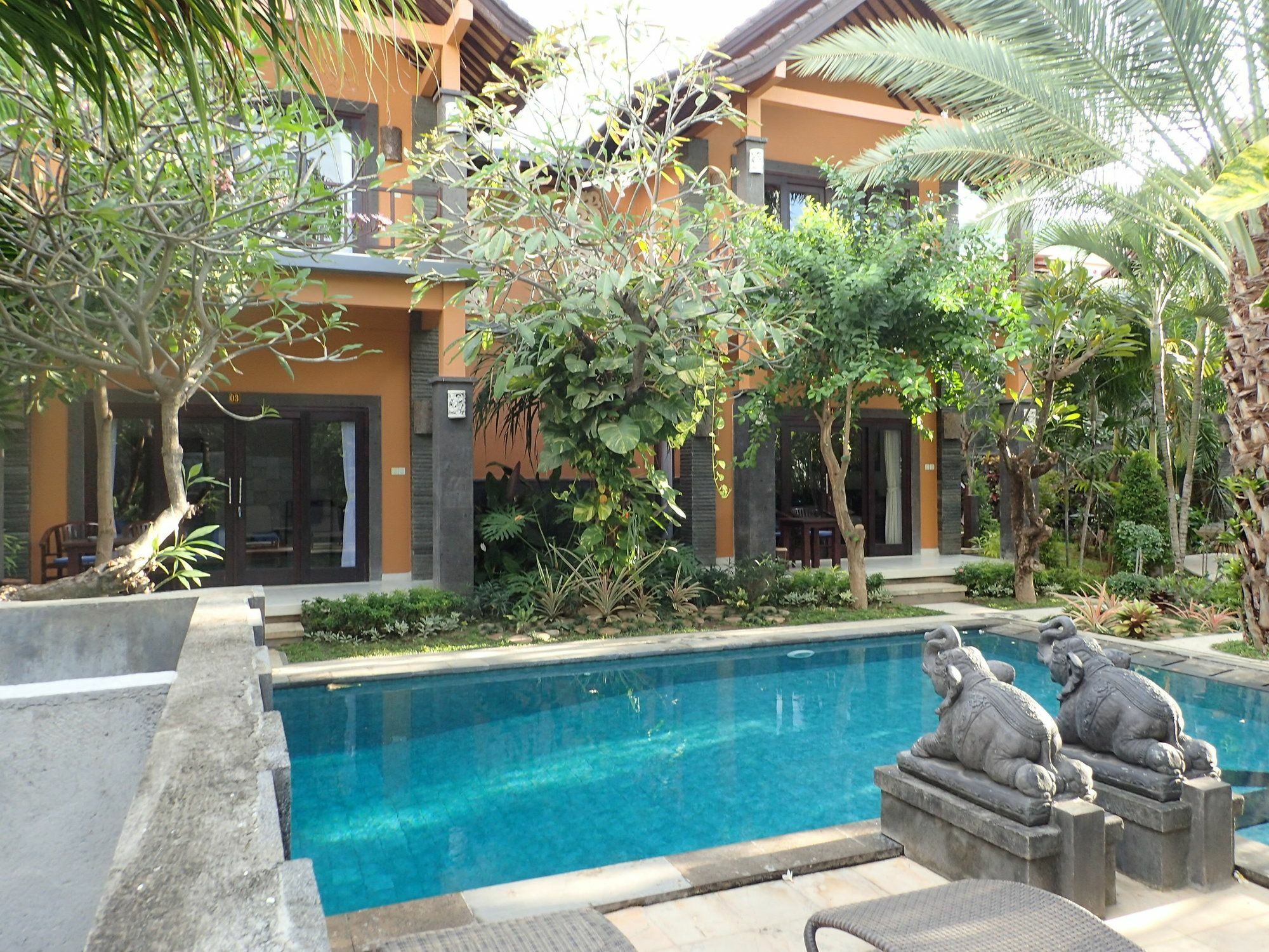 อลามี รีสอร์ต แอนด์ เรสเทอรองต์ Hotel อาเม็ด ภายนอก รูปภาพ