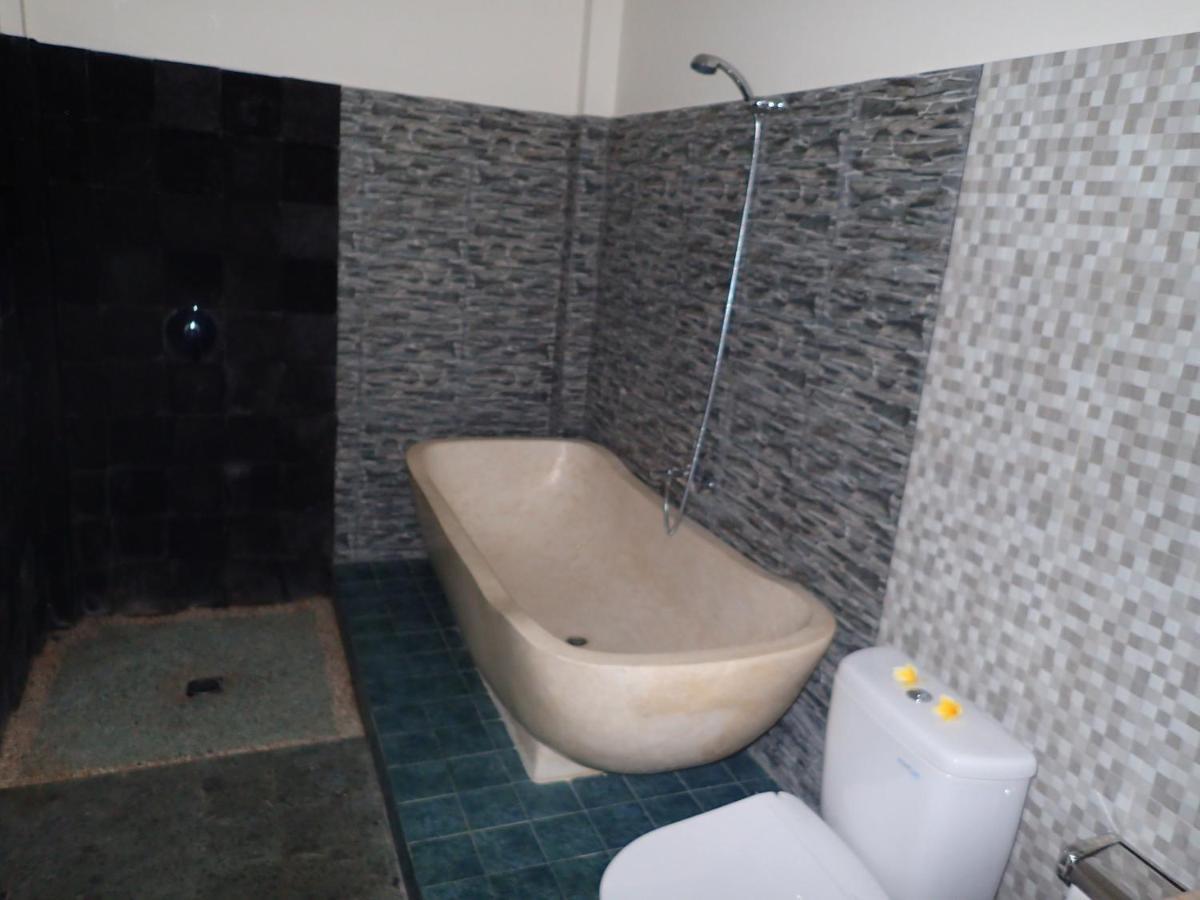 อลามี รีสอร์ต แอนด์ เรสเทอรองต์ Hotel อาเม็ด ภายนอก รูปภาพ